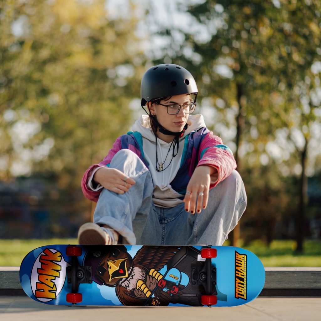 Tony Hawk 31-inch Complete Skateboard for Beginners (Black, 31 in x 7.5 in) XK7BX